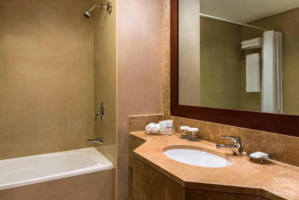 Four Points by Sheraton Sheikh Zayed Road - 10