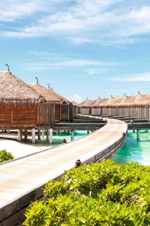 Constance Moofushi Resort - 7