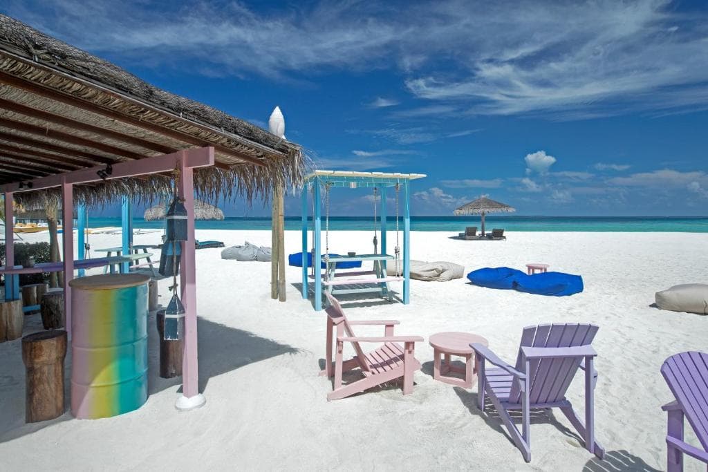 Constance Moofushi Resort - 32