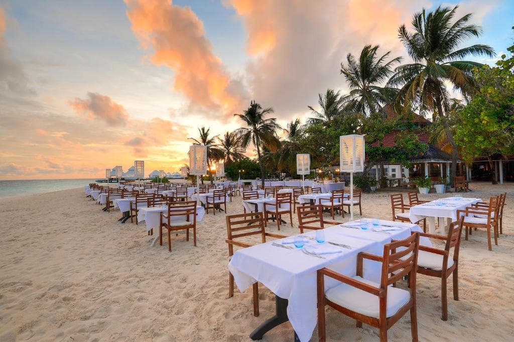 Sejur Maldive - Diamonds Athuruga Beach & Water Villas - 6