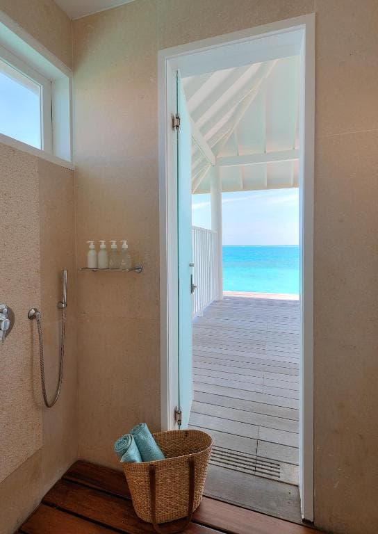 Sejur Maldive - Diamonds Athuruga Beach & Water Villas - 12