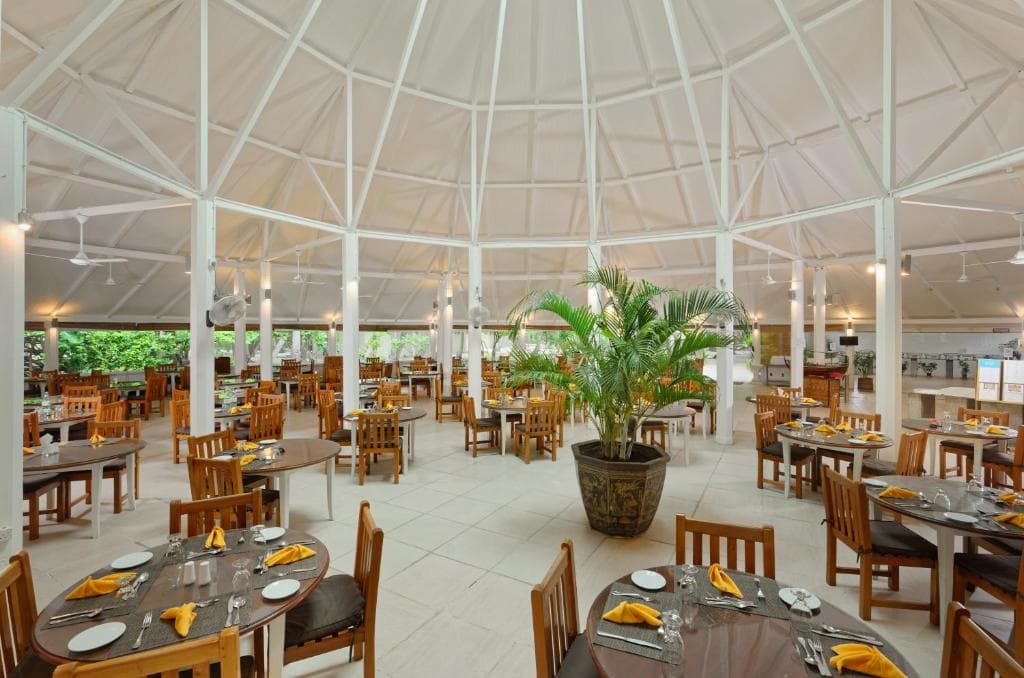 Sejur Maldive - Embudu Village Resort - 7