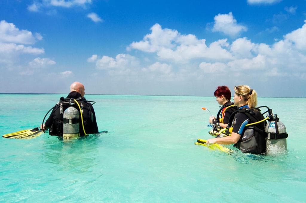 Sejur Maldive - Embudu Village Resort - 24
