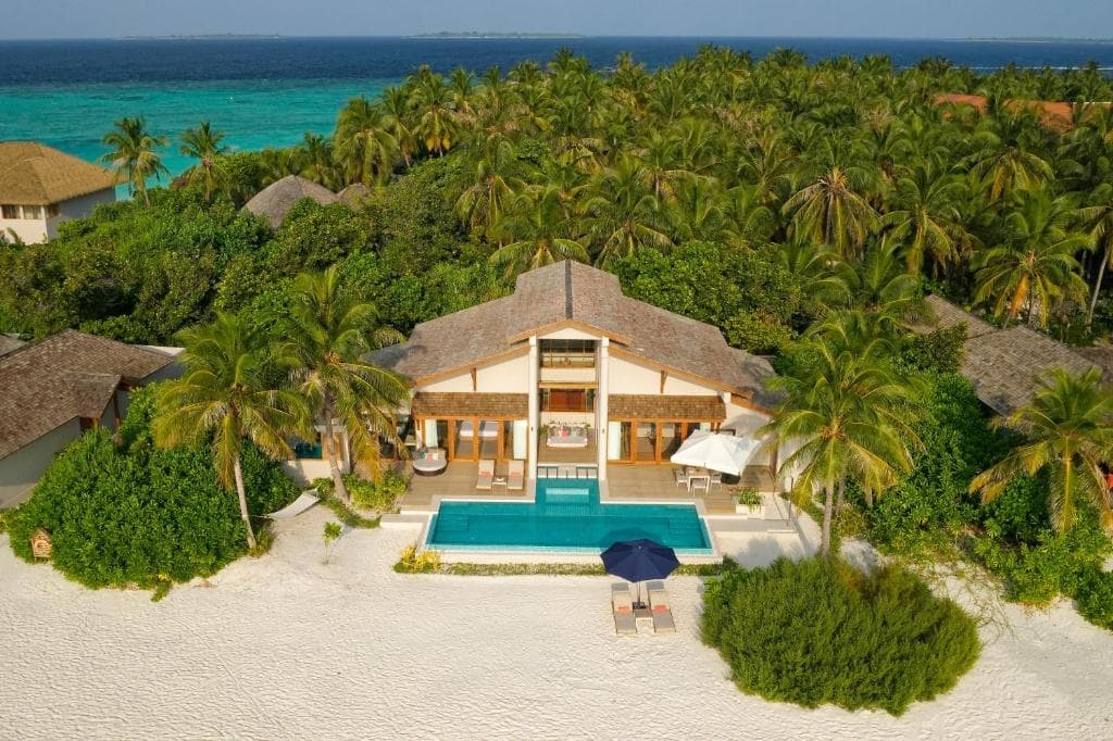 Emerald Faarufushi Resort & Spa - 10