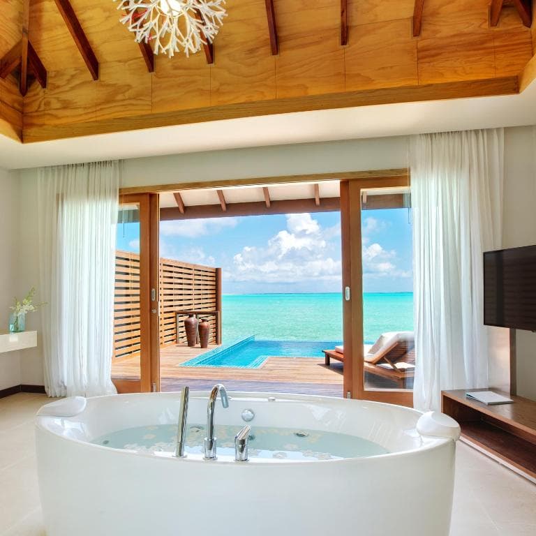 Hideaway Beach Resort & Spa - 13