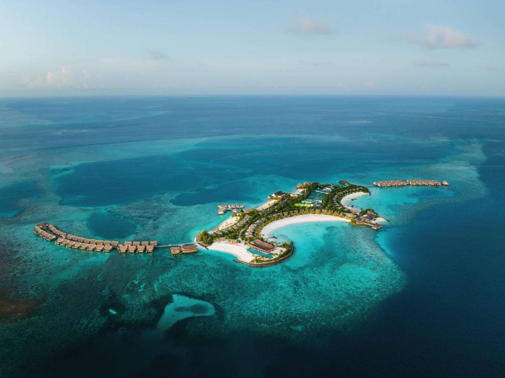 Hilton Maldives Amingiri Resort & Spa - 2