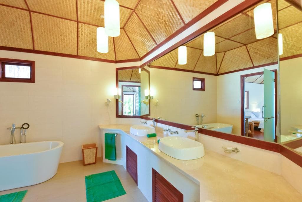 Sejur Maldive - Thulhagiri Island Resort - 5