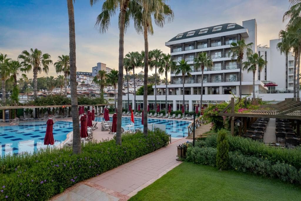 Charter Antalya - Trendy Palm Beach Hotel - 4