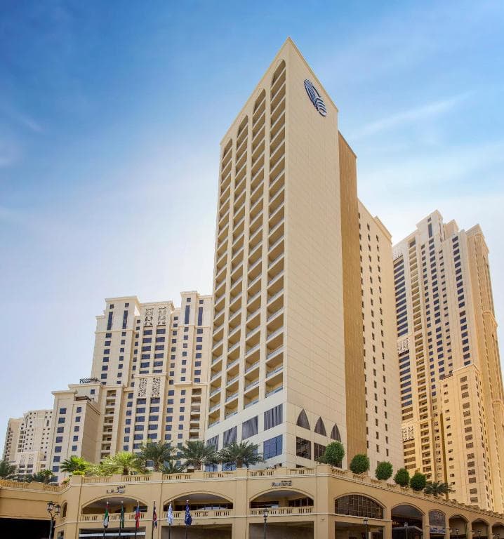 Charter Dubai - Hotel Amwaj Rotana Jumeirah Beach 5*