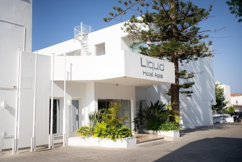 Liquid Hotel Apartments - 11
