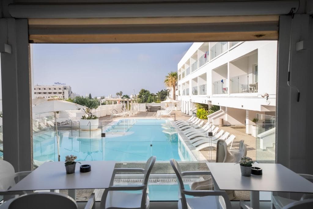 Liquid Hotel Apartments - 17