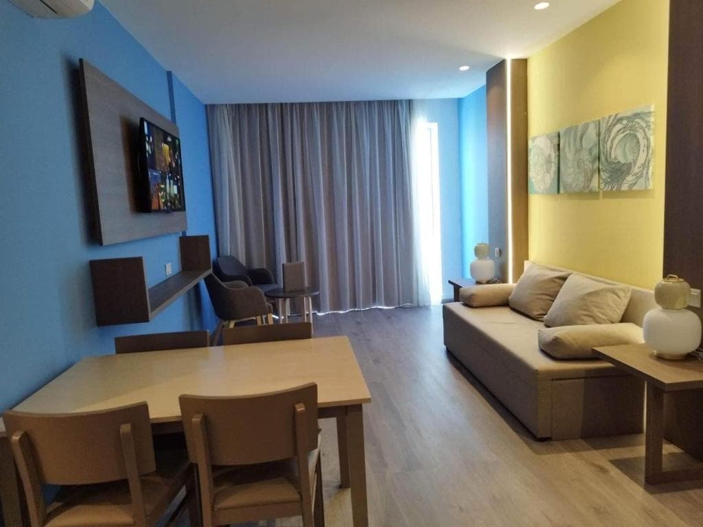 Melini Hotel Suites - 5