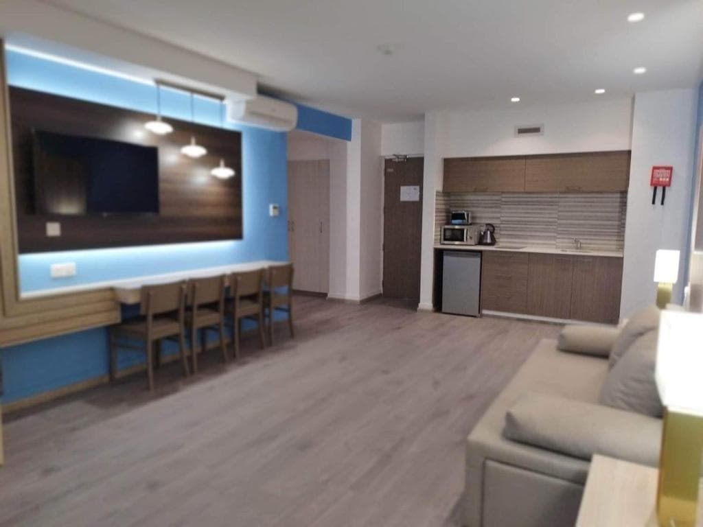 Melini Hotel Suites - 10