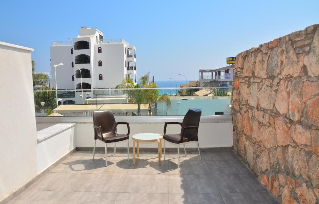 Melini Hotel Suites - 15