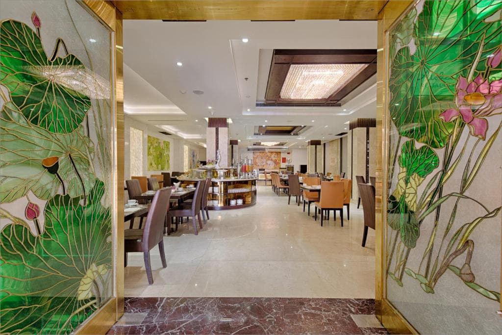 Holiday Beach Hotel Danang - 24