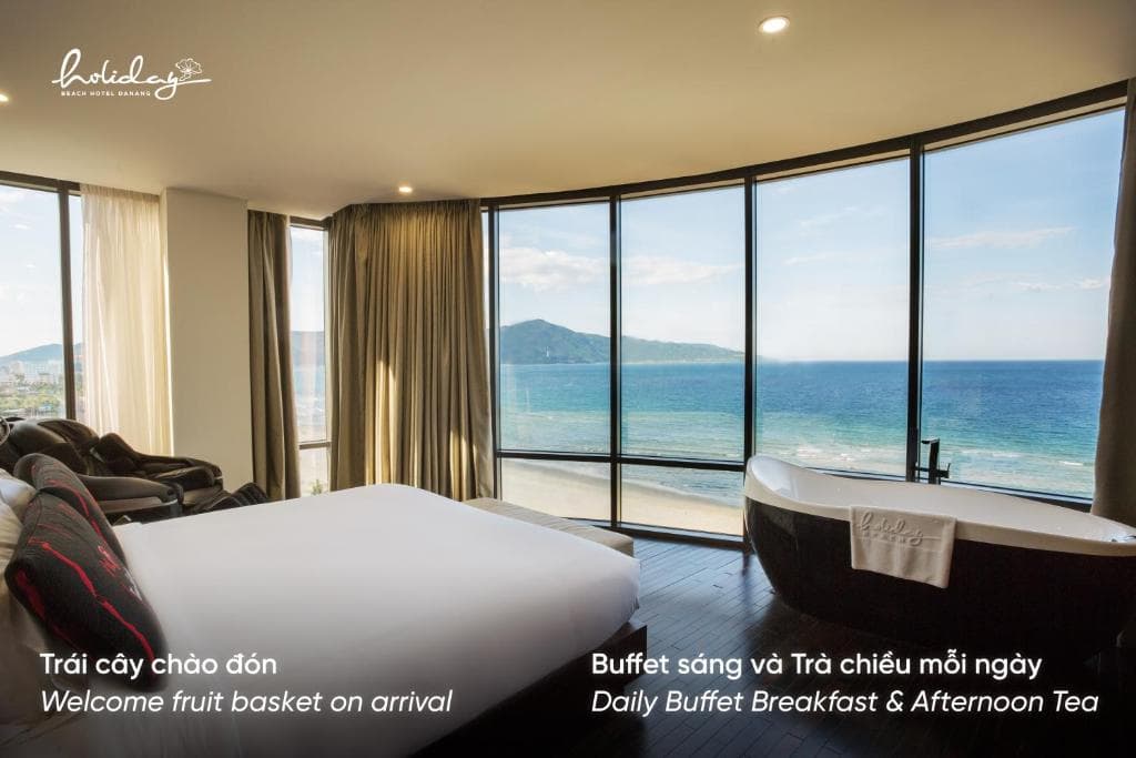 Holiday Beach Hotel Danang - 36