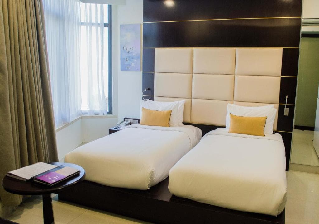 Holiday Beach Hotel Danang - 37