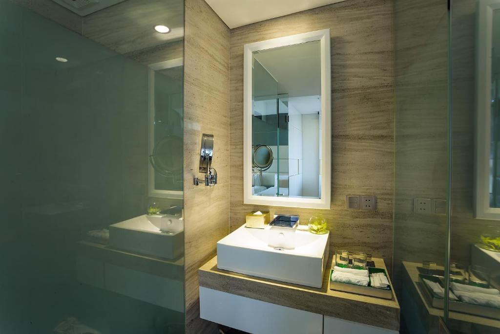 Holiday Beach Hotel Danang - 39