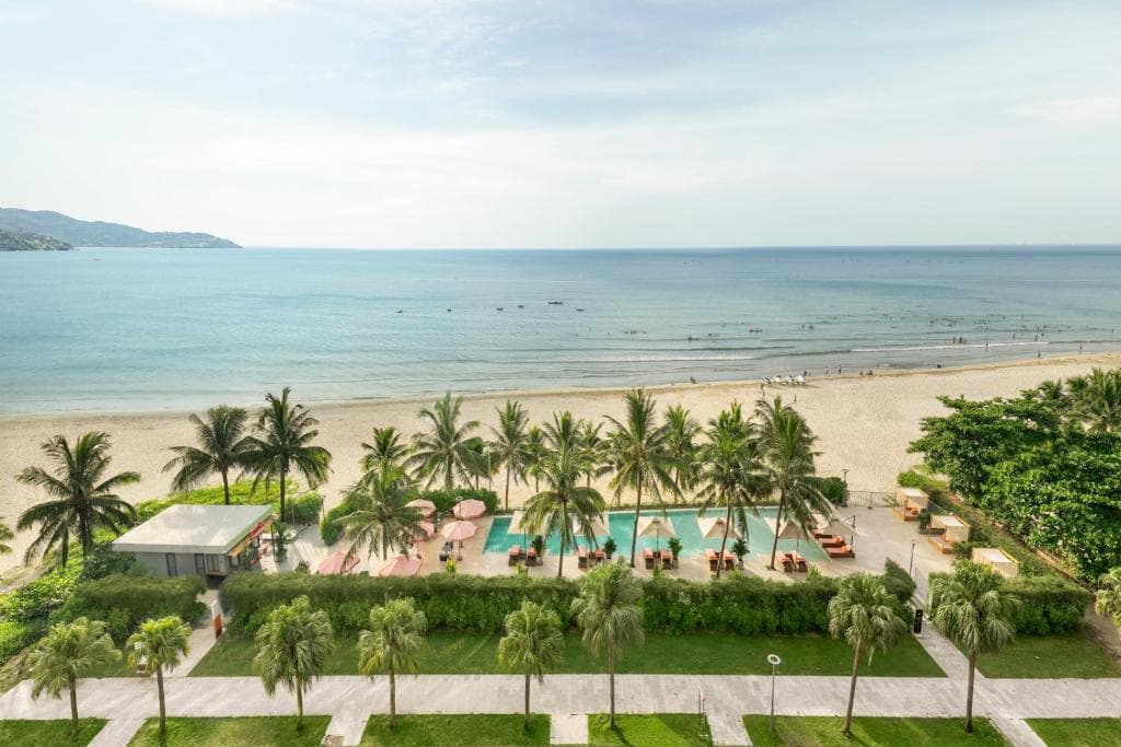 Hotel Signature by M Village Beachfront - 43