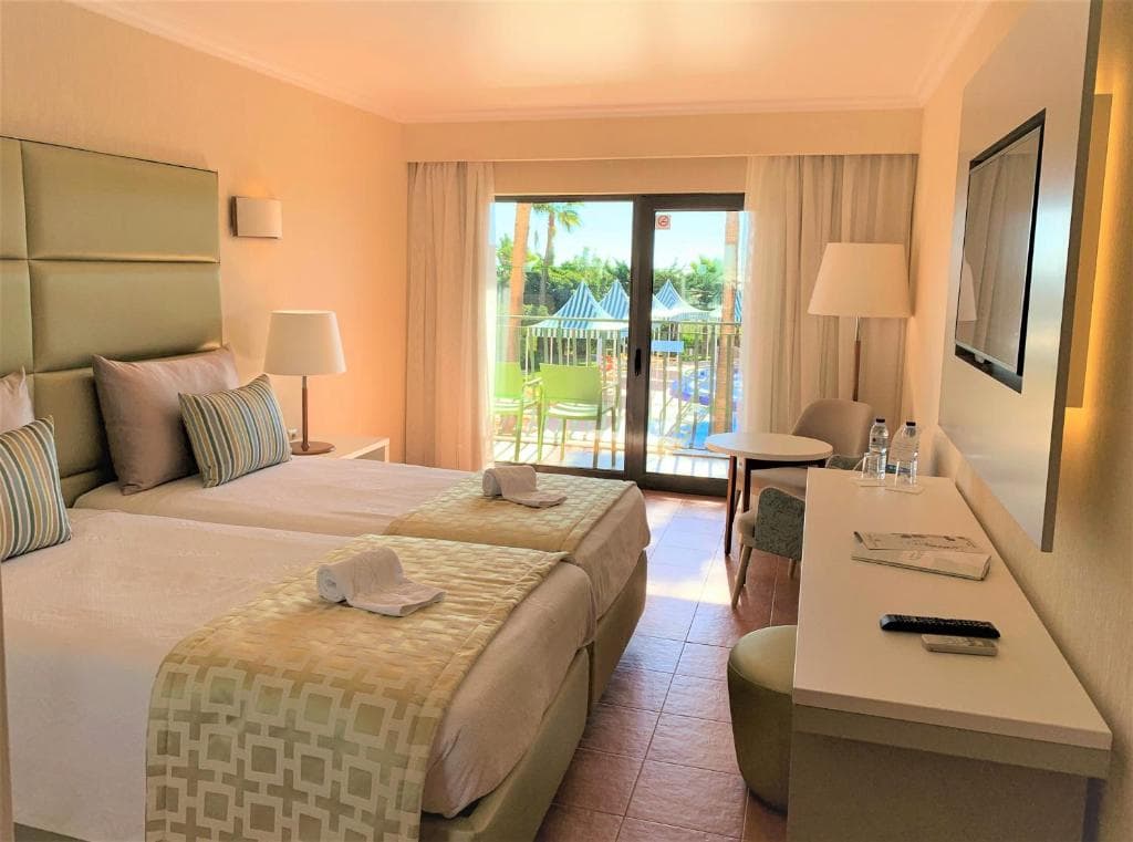 Hotel Baia Grande - 10