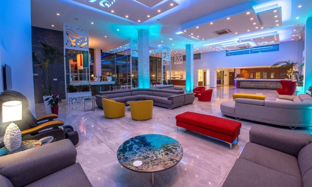 Hotel Nicholas Color - 40