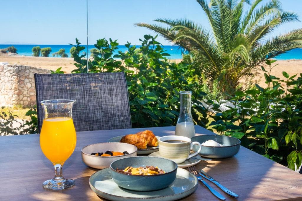 Hotel Nirvana Beach - 1