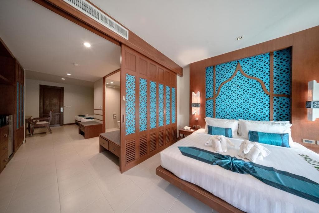 Rawai Palm Beach Resort - 9