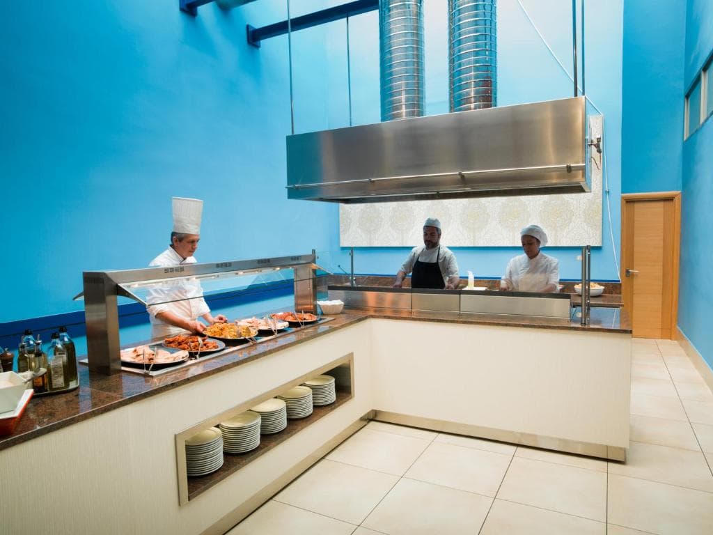 Hotel Monarque Torreblanca - 24