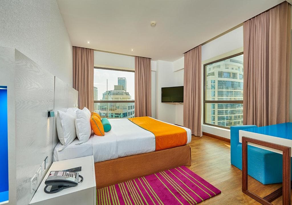 Hotel Ramada & Suites by Wyndham Dubai JBR - 2