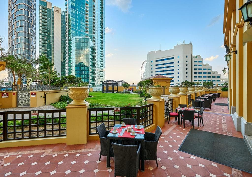 Hotel Ramada & Suites by Wyndham Dubai JBR - 7
