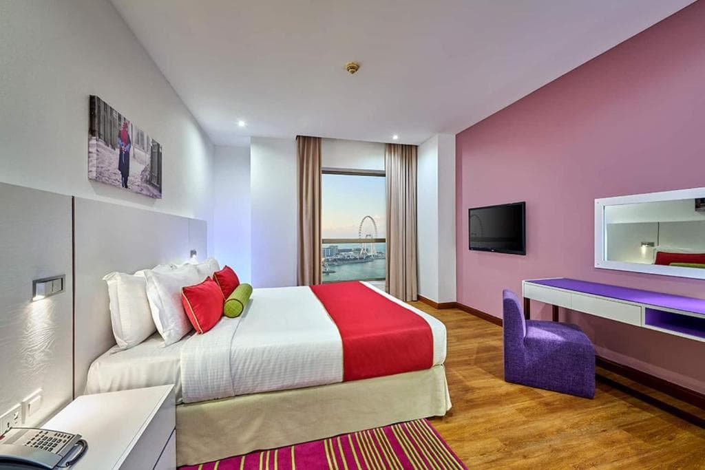 Hotel Ramada & Suites by Wyndham Dubai JBR - 9