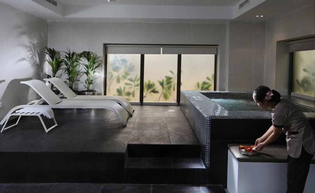 Hotel Ramada & Suites by Wyndham Dubai JBR - 40