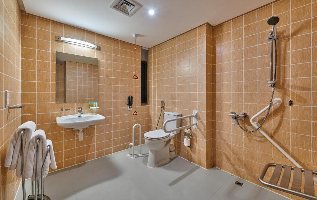 Hotel Ramada & Suites by Wyndham Dubai JBR - 43