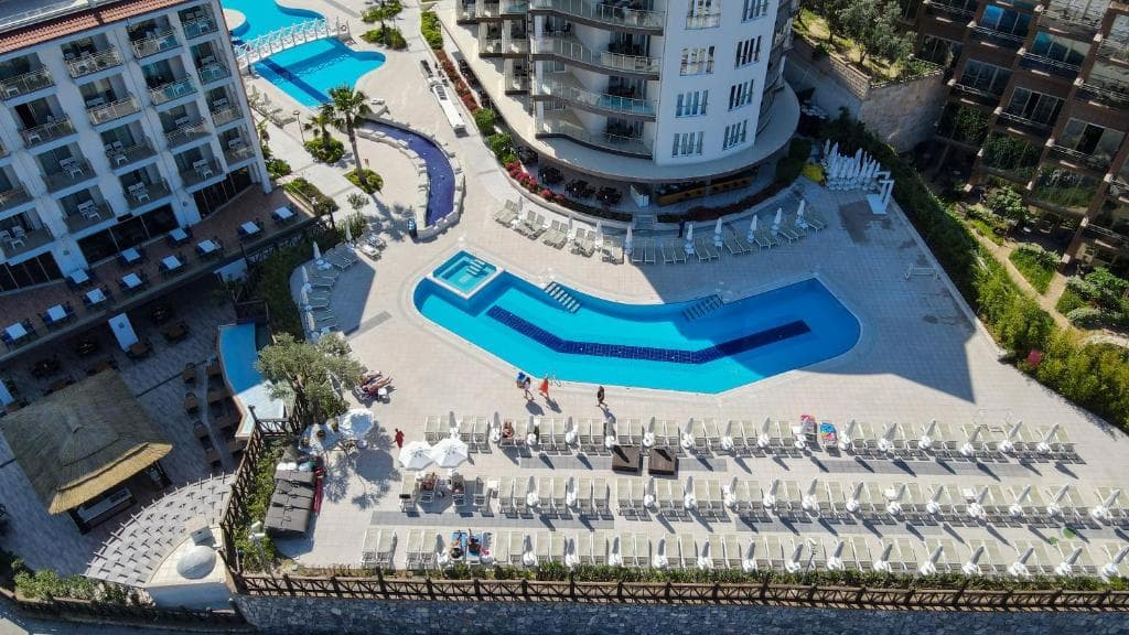 Hotel Ramada and Suites By Wyndham Kusadasi - 20