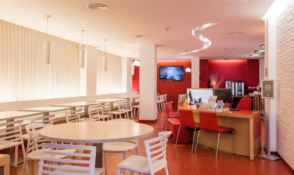 Hotel Ciutat Vella - 9