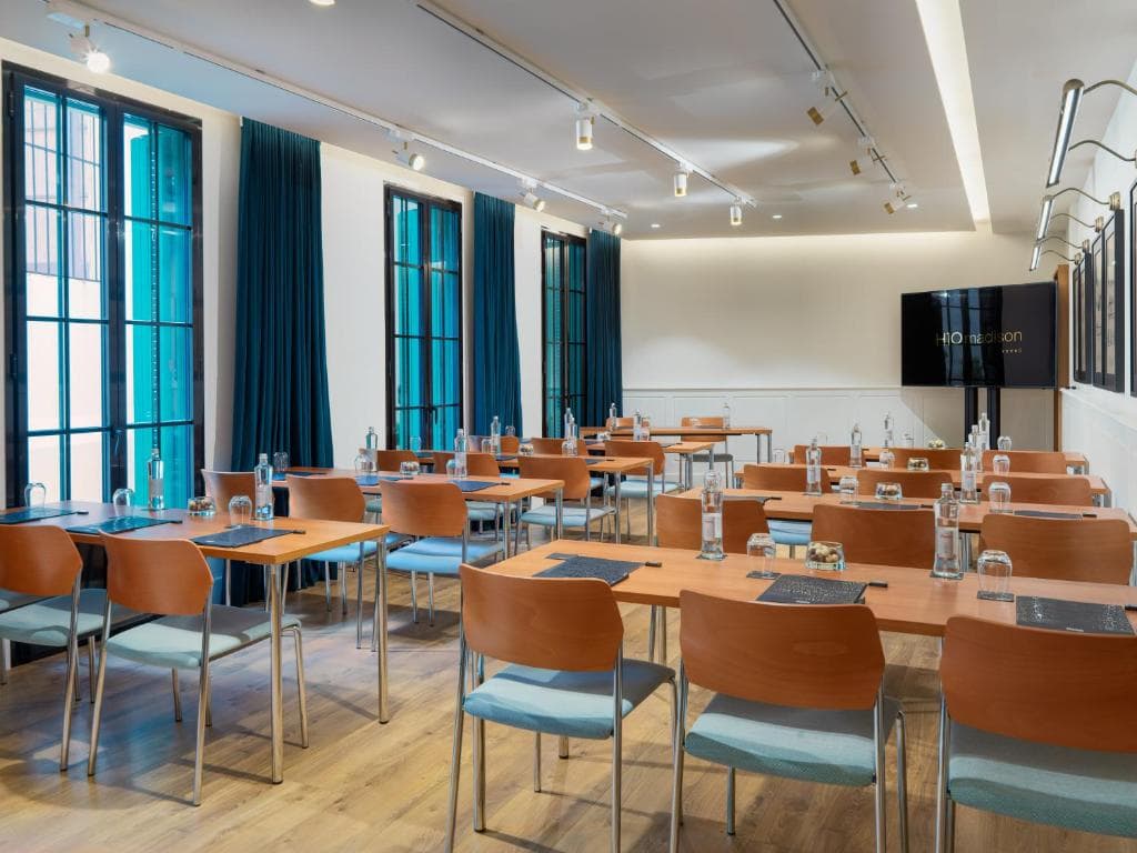 Hotel H10 Madison - 22