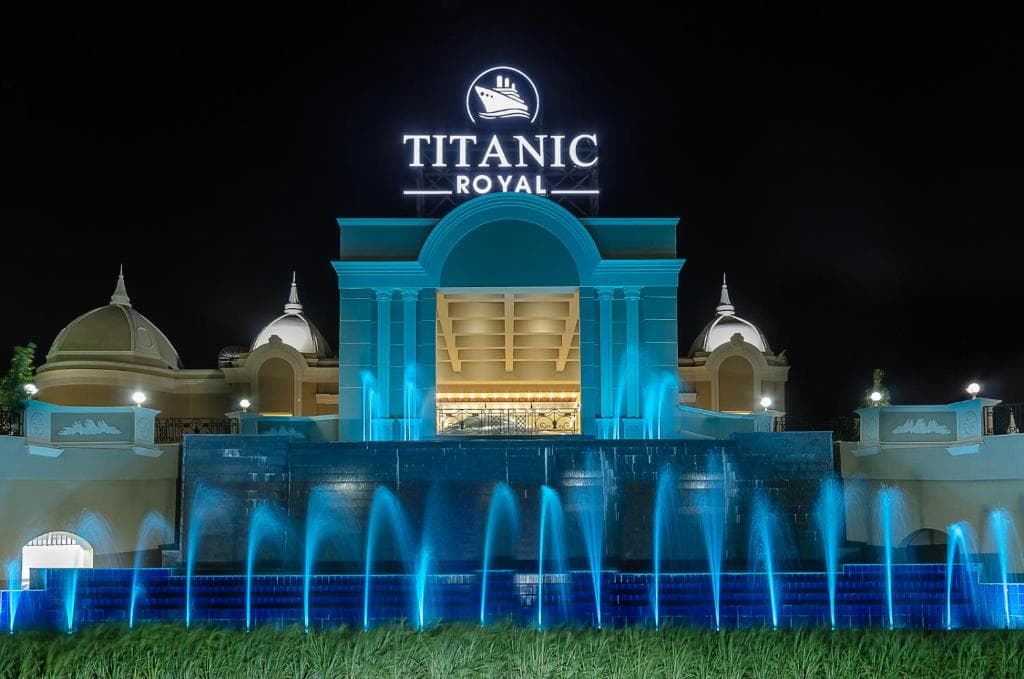 Hotel Titanic Royal - 2