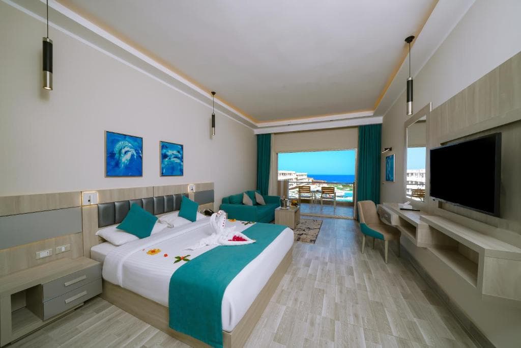 Sirena Beach Resort & Spa - 6