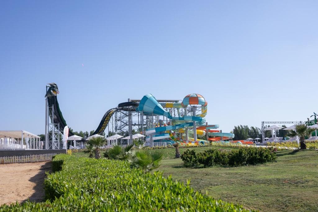 Sirena Beach Resort & Spa - 9
