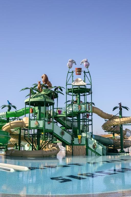Sirena Beach Resort & Spa - 10
