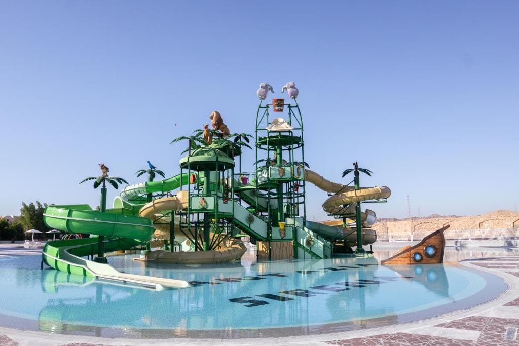 Sirena Beach Resort & Spa - 17