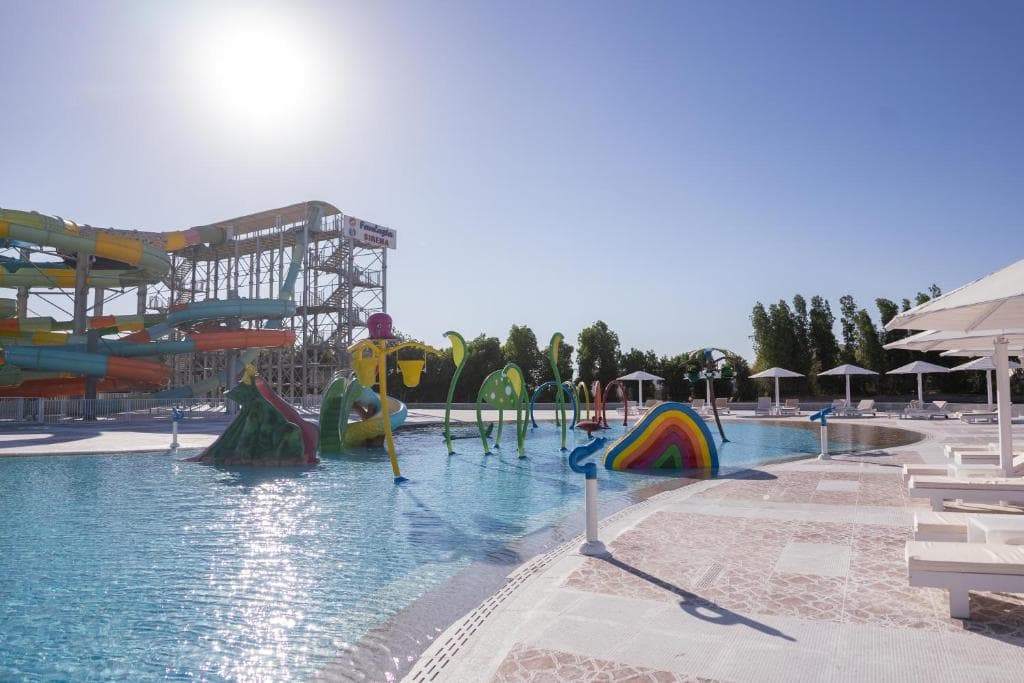 Sirena Beach Resort & Spa - 23
