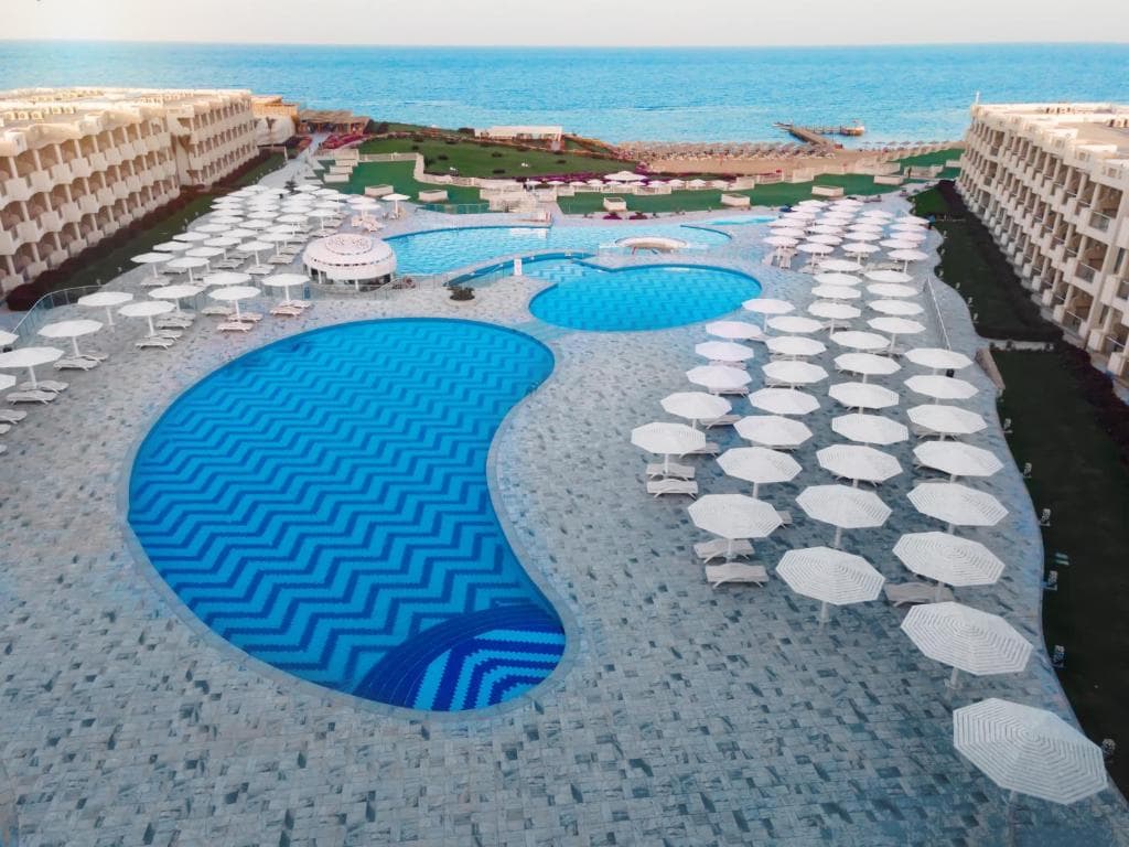 Sirena Beach Resort & Spa - 24