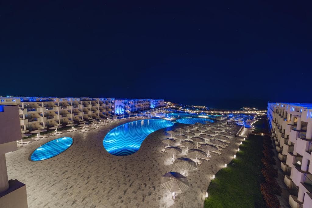 Sirena Beach Resort & Spa - 25