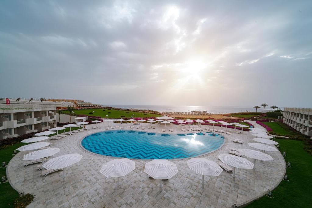 Sirena Beach Resort & Spa - 28