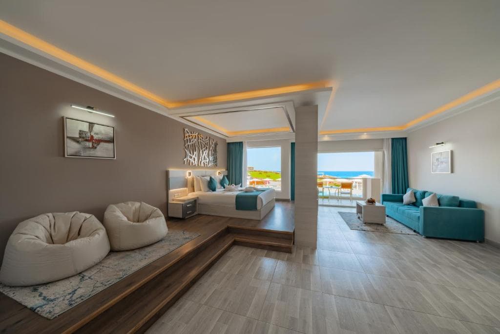 Sirena Beach Resort & Spa - 33