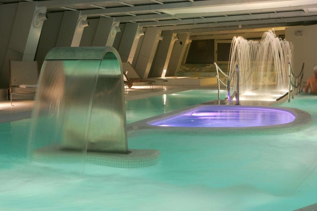 Hotel NH Collection Madrid Eurobuilding - 14