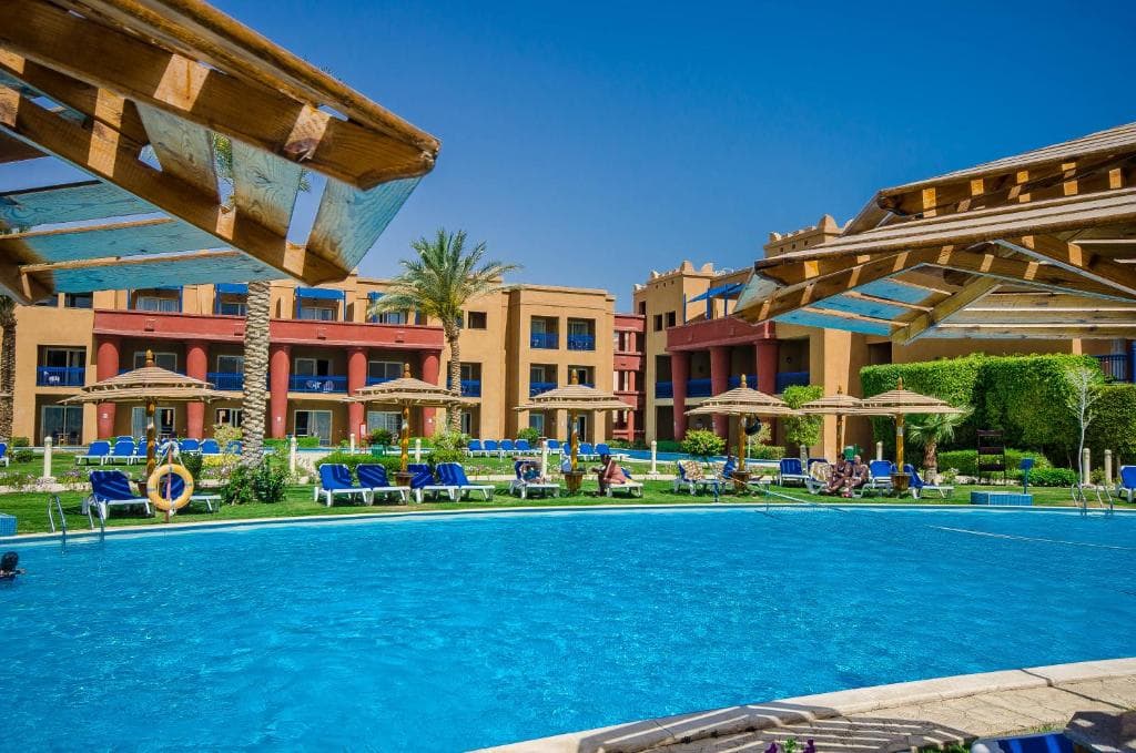 Titanic Aqua Park Resort - 3
