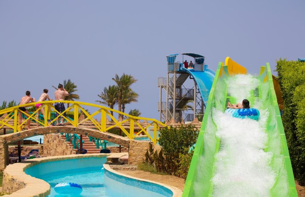 Titanic Aqua Park Resort - 10