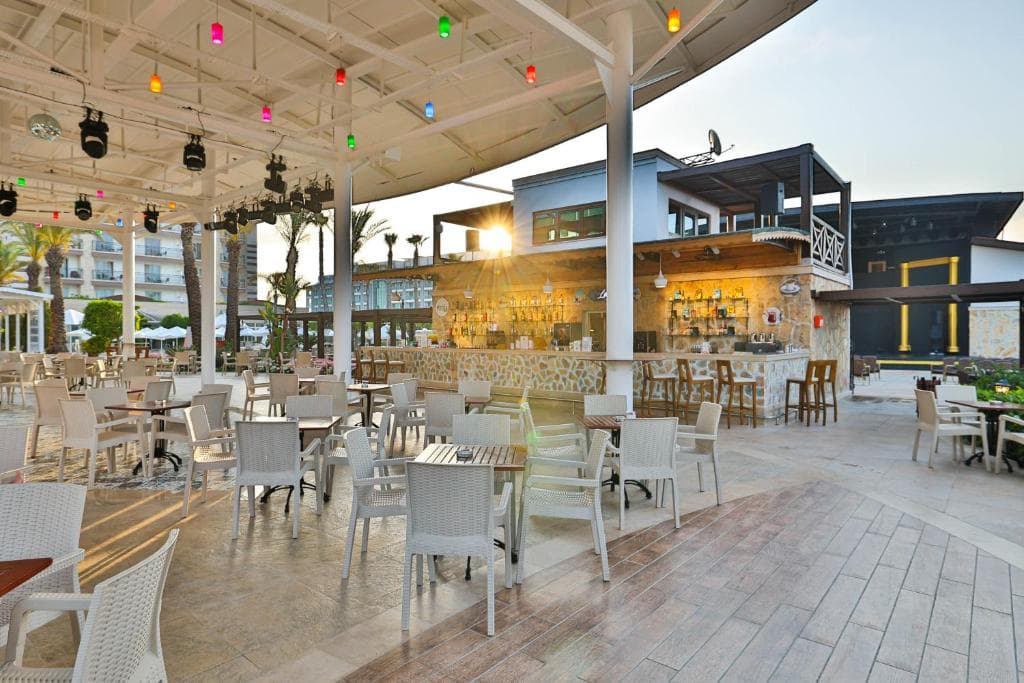 Crystal Family Resort and Spa - 4